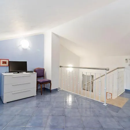 Quaint In Rovinj With Terrace Διαμέρισμα