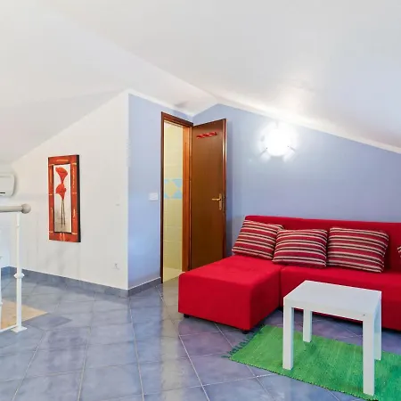 Quaint In Rovinj With Terrace * Bale