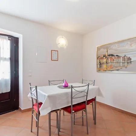 Quaint In Rovinj With Terrace *