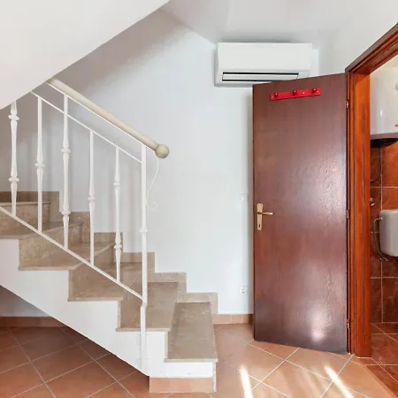 Διαμέρισμα Quaint In Rovinj With Terrace *